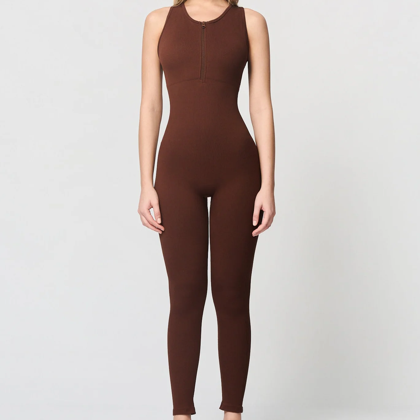 Shaping jumpsuit med glidelås - Image 12