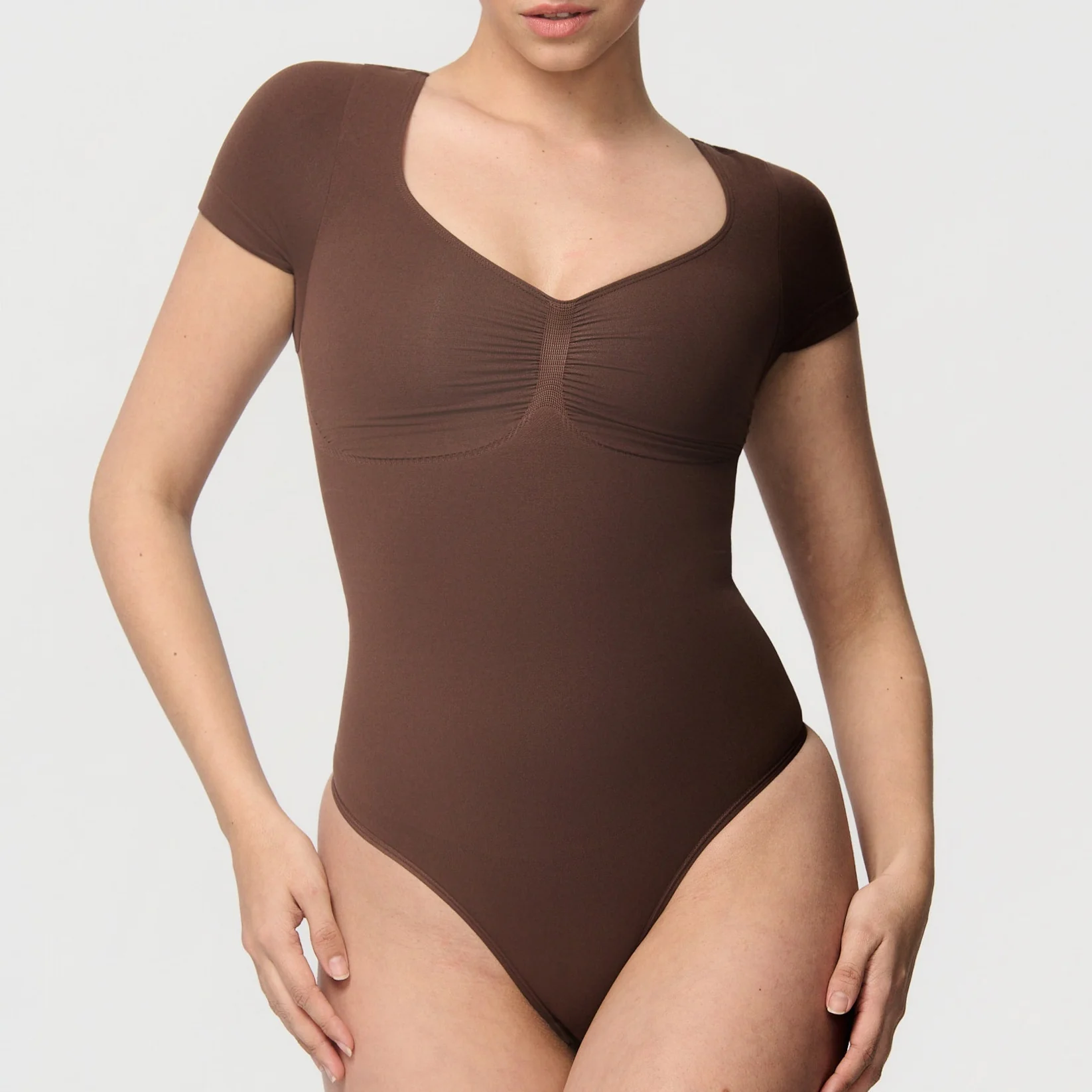 Shapingbody med korte ermer - Image 5