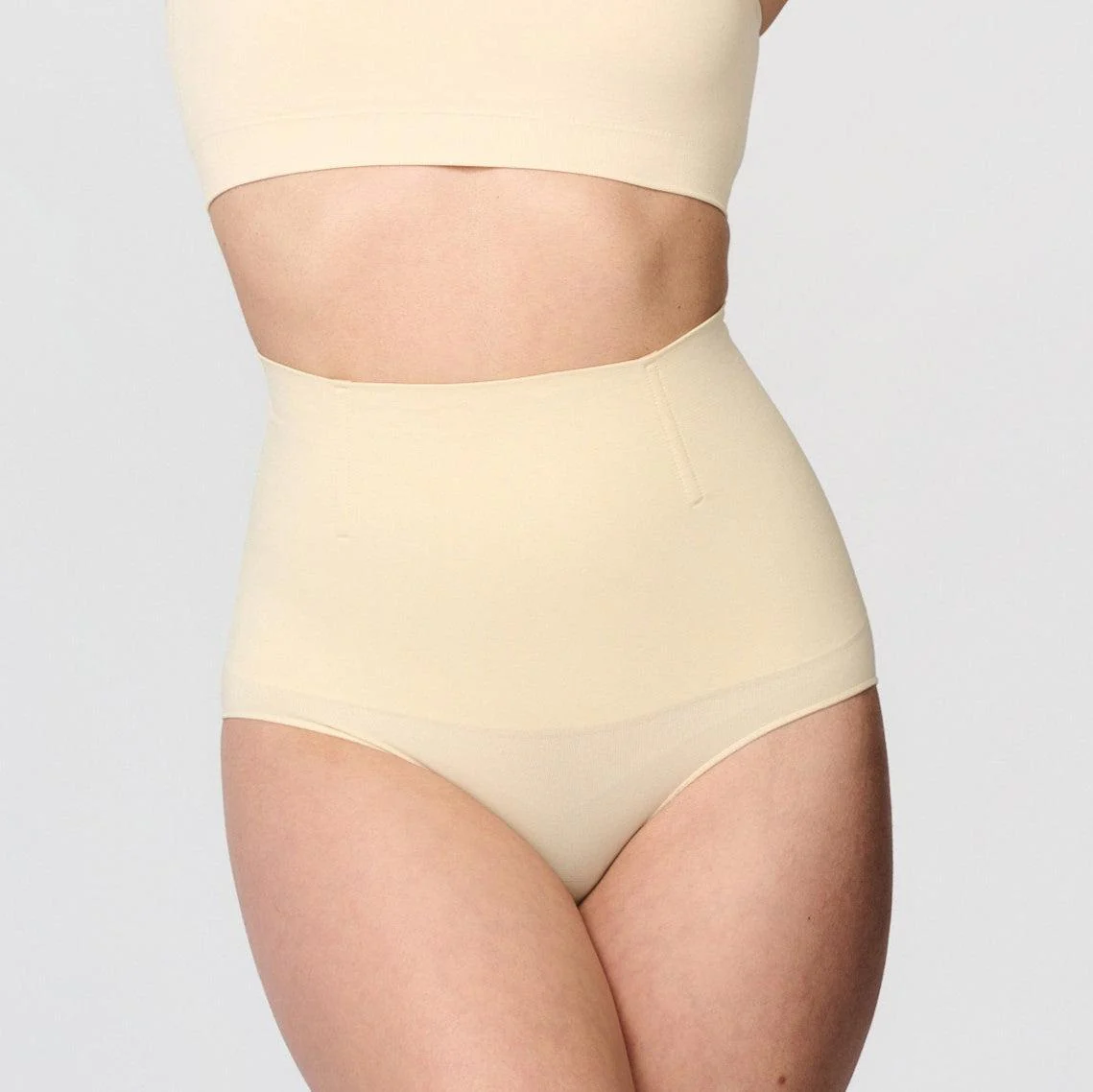 Shapingtruse i resirkulert nylon - Image 4