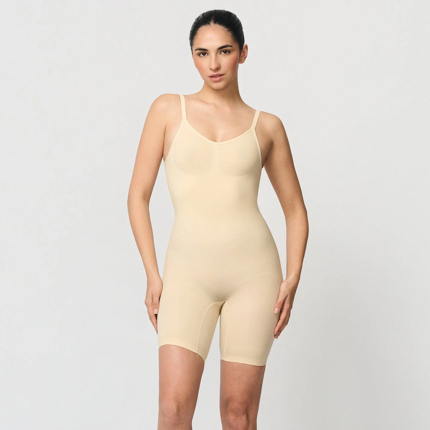 Sømløs shaping-body med lav rygg - Image 7