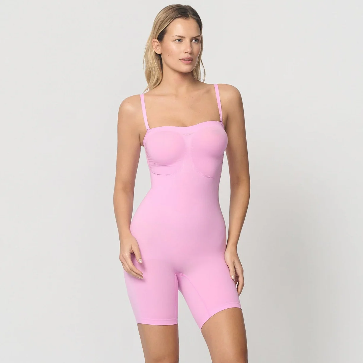 Sømløs shaping-body med løft og støtte - Image 2