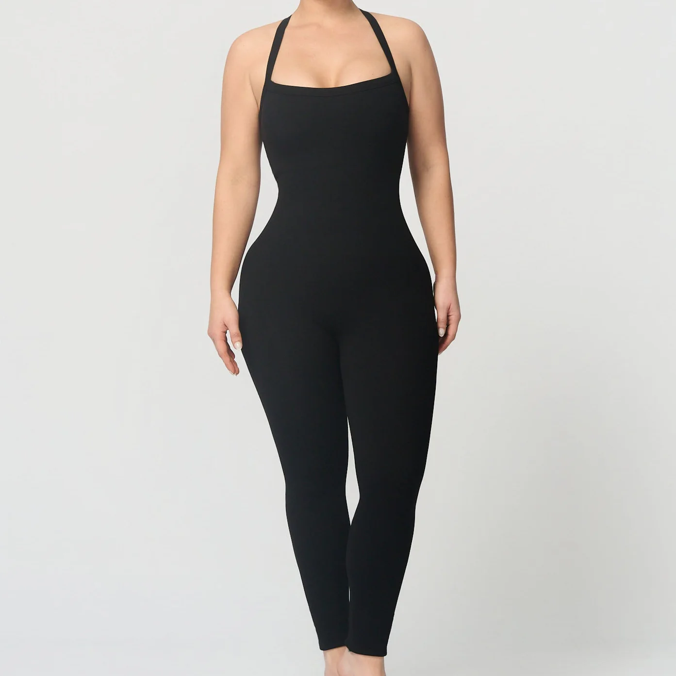 Sømløs jumpsuit med kryssrygg - Image 12