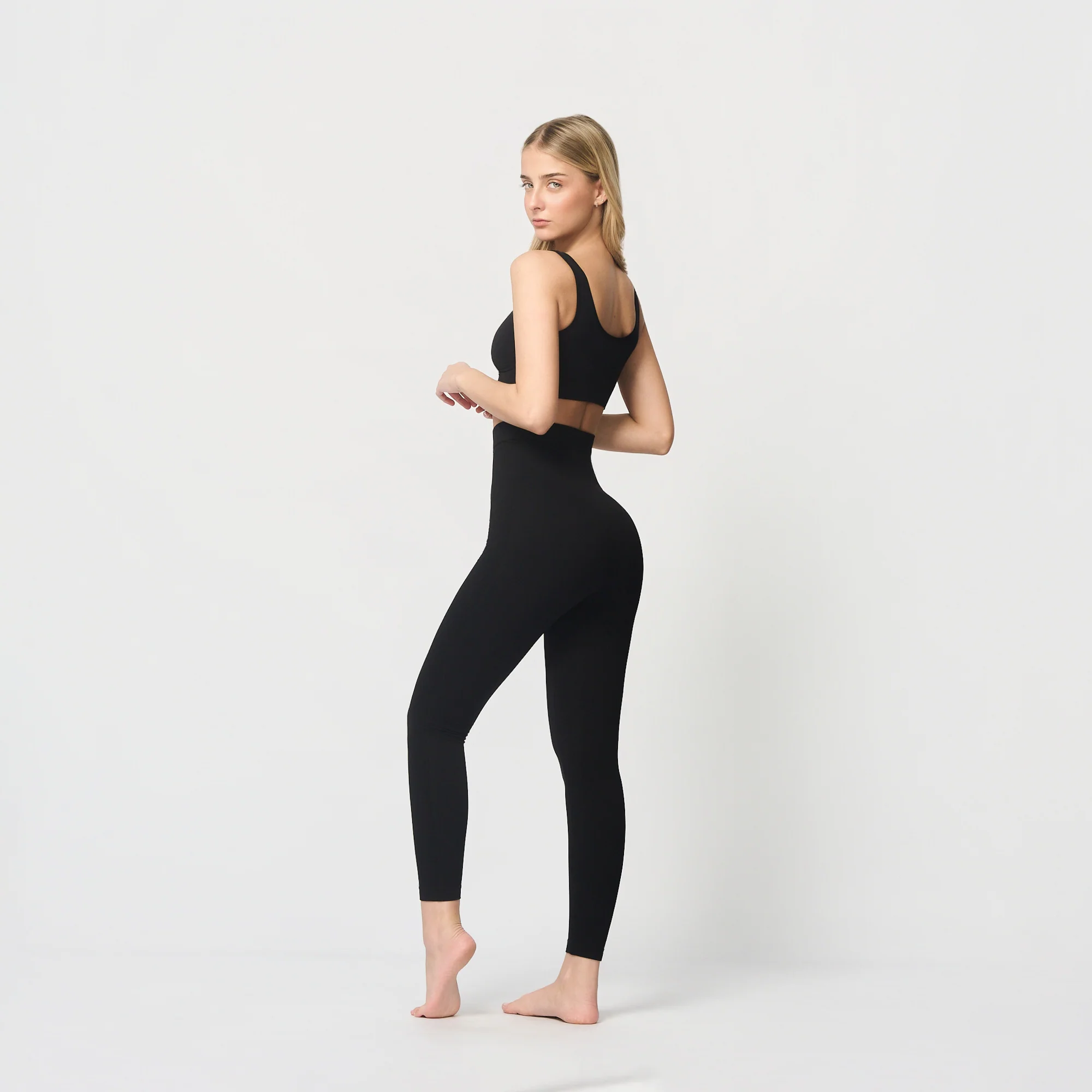 Sømløs shapingleggings med høyt liv - Image 10