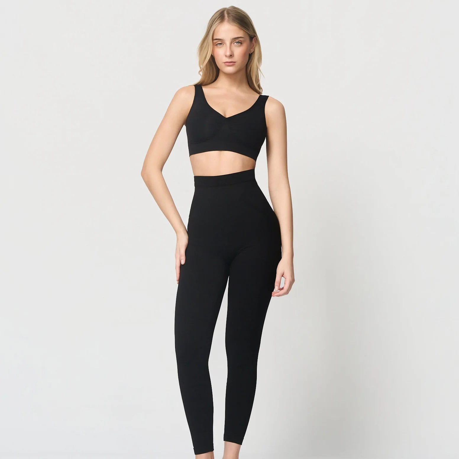 Sømløs shapingleggings med høyt liv - Image 11