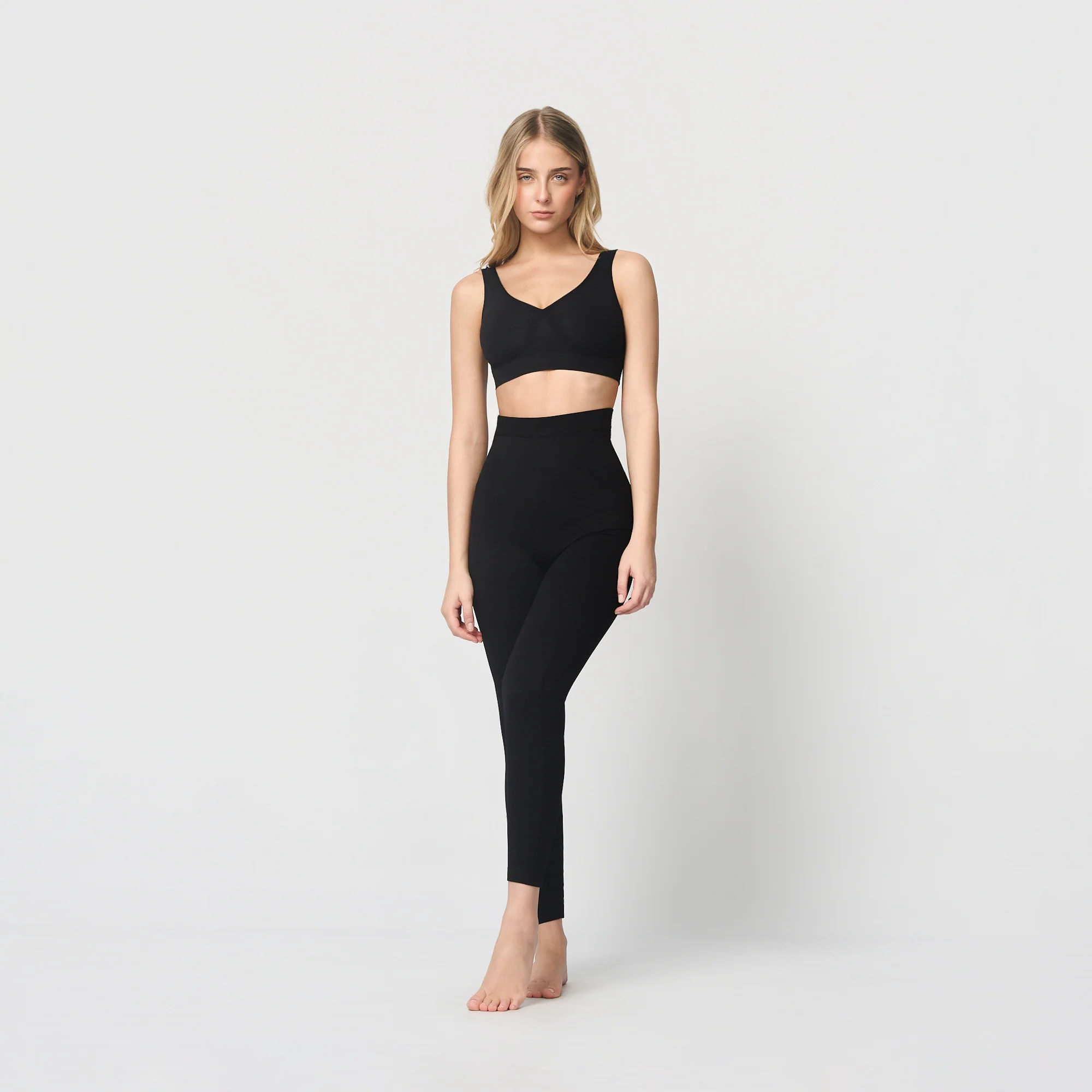 Sømløs shapingleggings med høyt liv - Image 13
