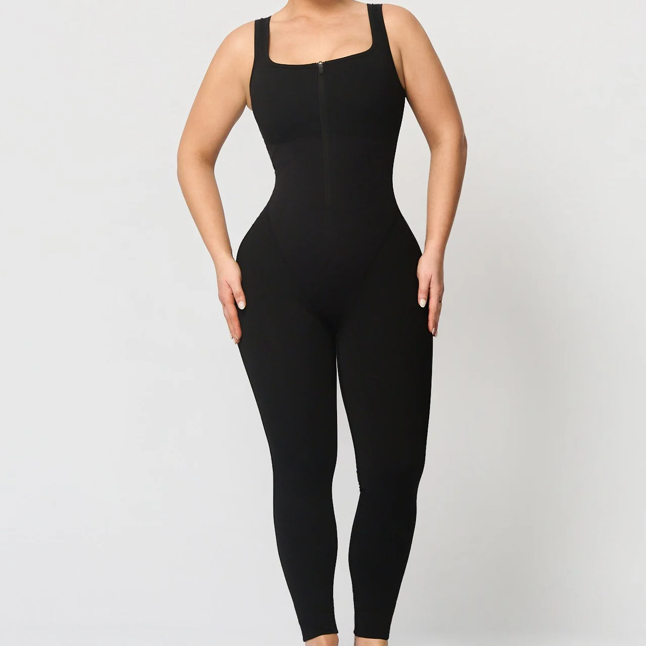 Svettefremmende jumpsuit - Image 4